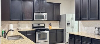 Cozy 3BR Home in Quiet Area