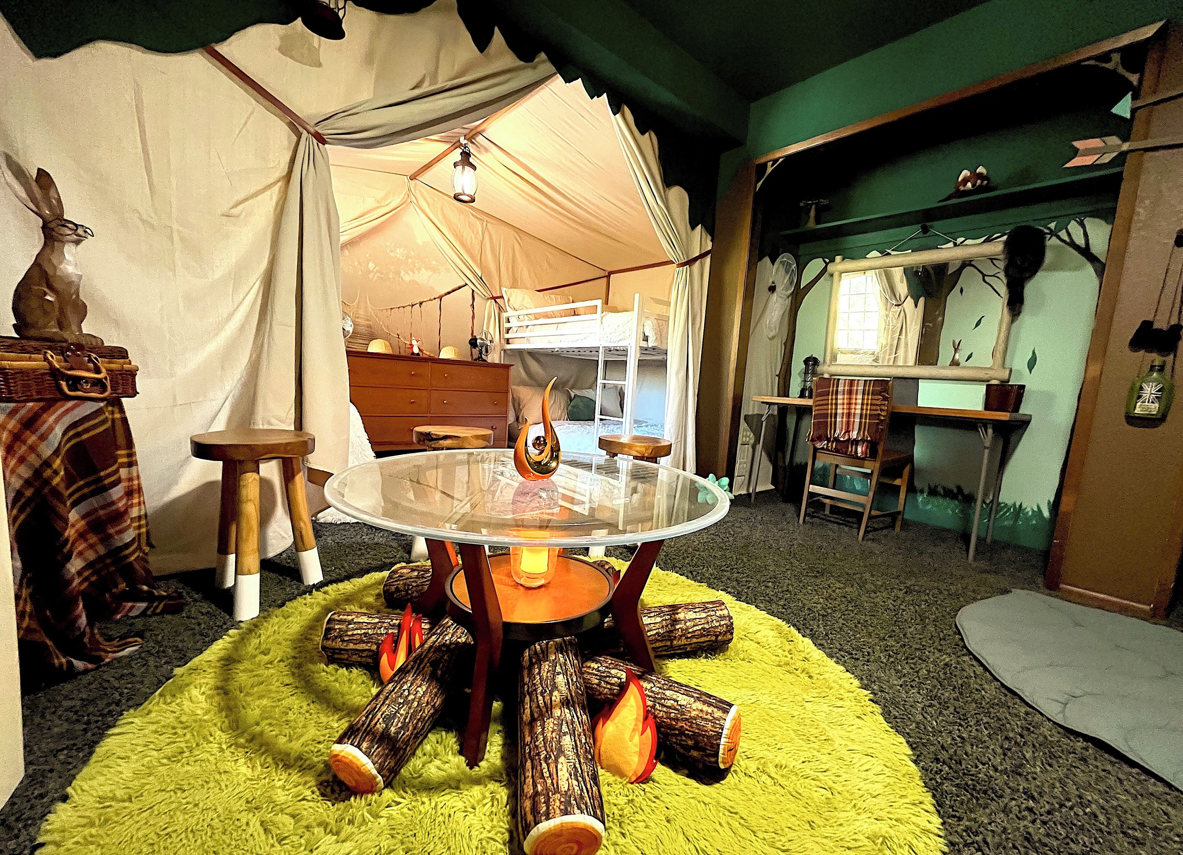 Spielezimmer