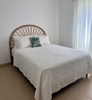 2 bedrooms, WiFi, bed sheets