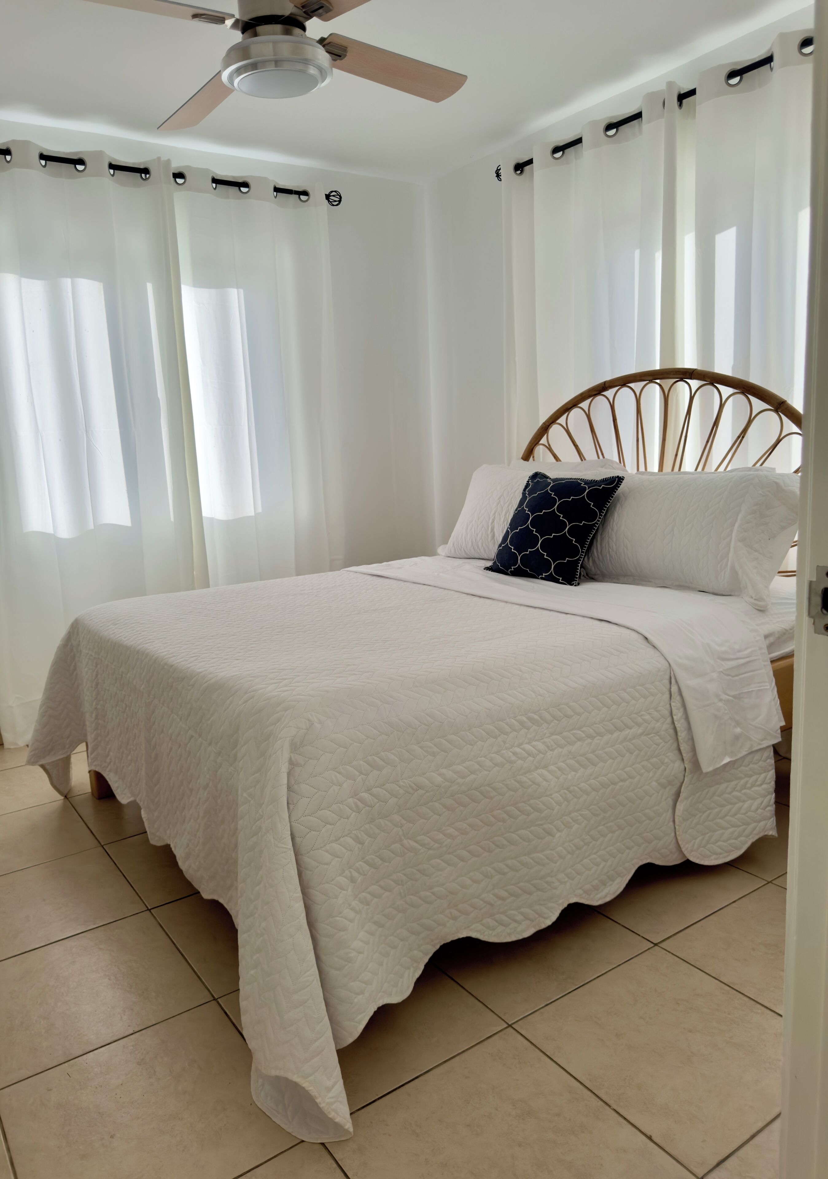 1 bedroom, desk, free WiFi, bed sheets