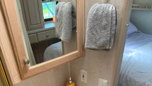 1 habitación, wifi gratis y ropa de cama
