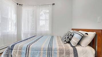 2 Schlafzimmer, Schreibtisch, kostenloses WLAN, Bettwäsche