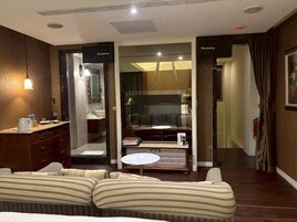 Comfort Double Room, City View | Free WiFi