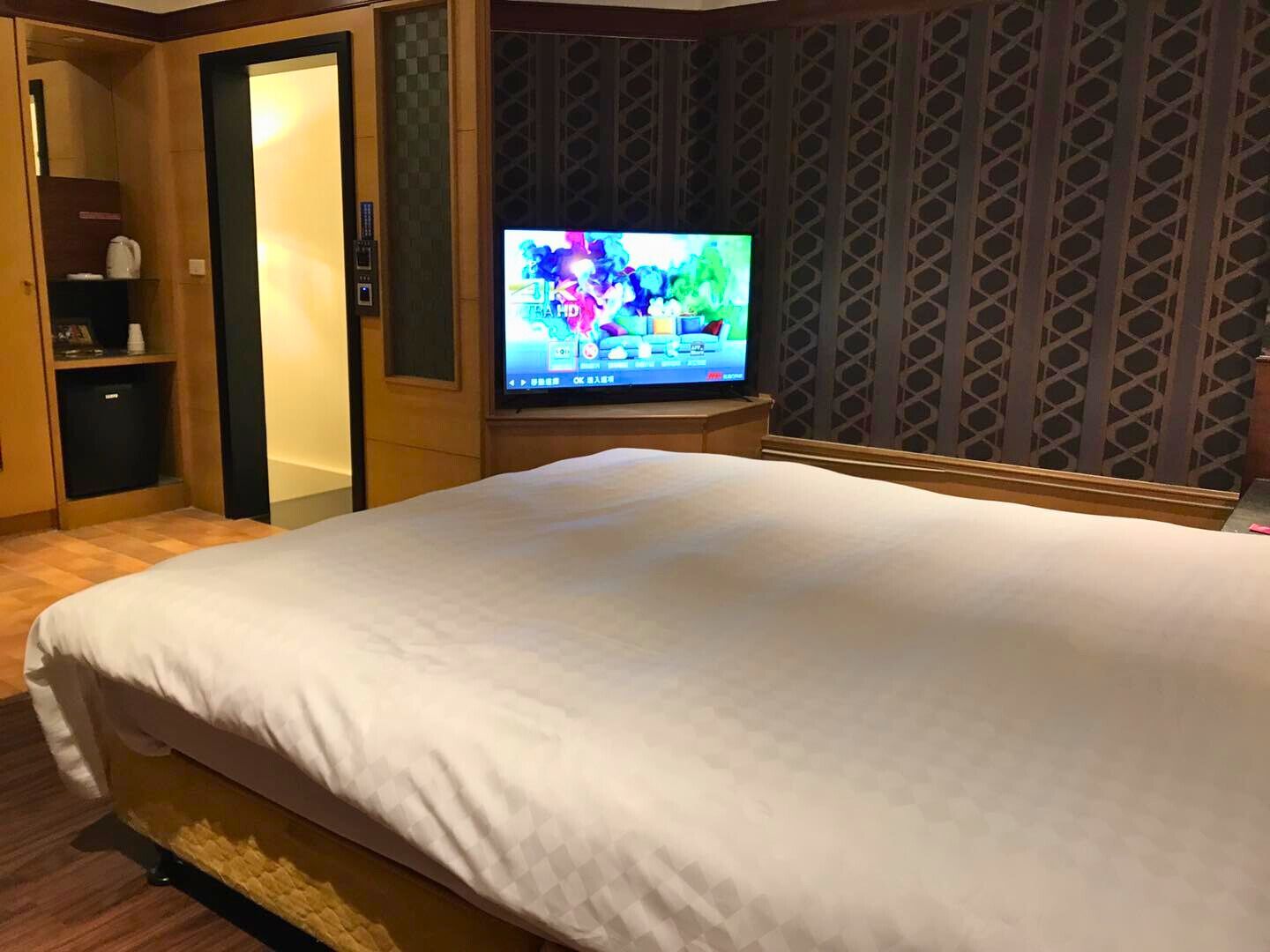 Standard Double Room, City View | Free WiFi