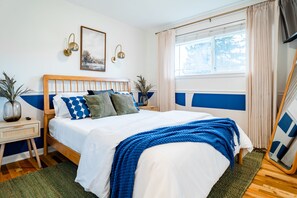 7 habitaciones, tabla de planchar con plancha, wifi y ropa de cama 