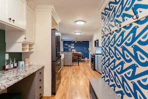 Micro-ondas, fogão, cooktop, lava-louças