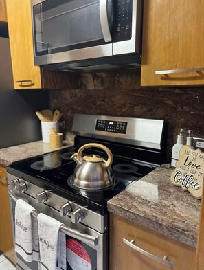 Mikrowelle, Ofen, Herdplatte