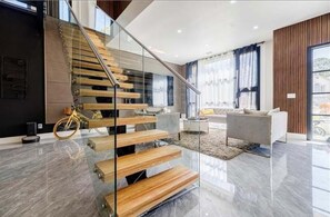 Interior - Spacious 7k sq ft 6-bedroom Modern house in Marietta. (Woodstock)