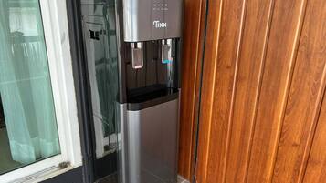 Room, 1 Bedroom, Accessible, Smoking | Interior