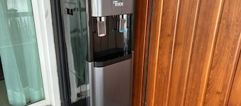 No6 Double Suite, Rainbow Arokaya Welnes