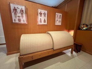 Room, 1 Bedroom, Accessible, Smoking | Interior