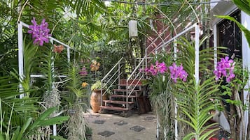 Room, 1 Bedroom, Accessible, Smoking | Property grounds