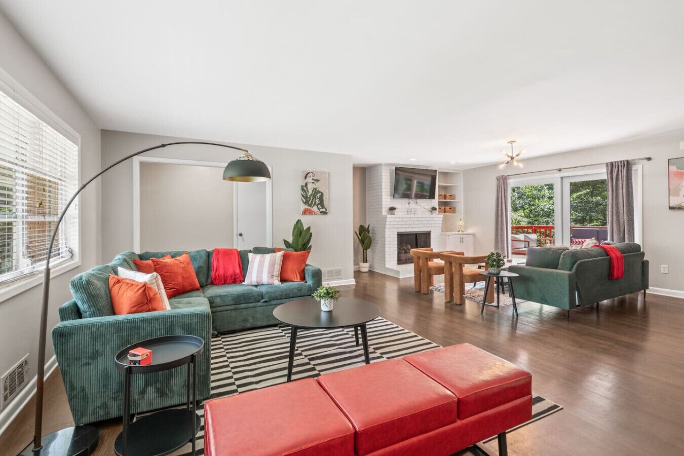 Smart TV, fireplace, foosball, books