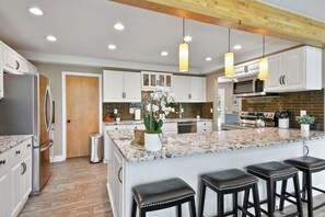 Microwave, oven, stovetop, dishwasher