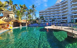 Pool - Kid friendly, on the BEACH, Vacation Paradise (Riviera Nayarit)