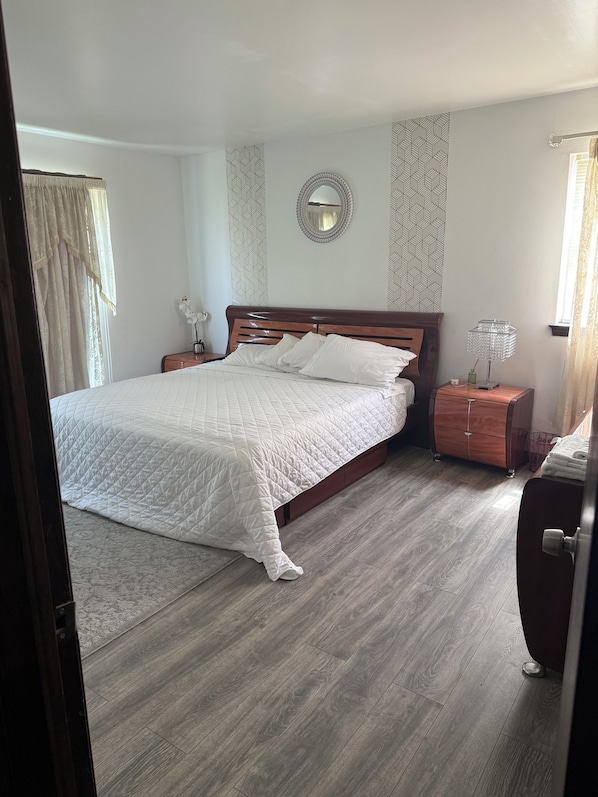 2 bedrooms, iron/ironing board, WiFi, bed sheets