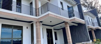 JH Suites 