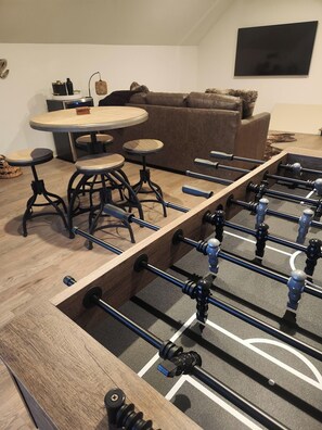Games room - NEW Charming Villa mins to Leipers Fork, Historic Franklin, Southall Farm Inn. (Franklin)