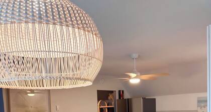 Stylish 2BR Coastal Getaway with Beach Gear & Full Amenities Near Bethany Beach