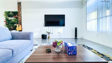 TV, books