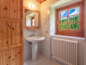 Towels - Baita Emet by Interhome (Madesimo)