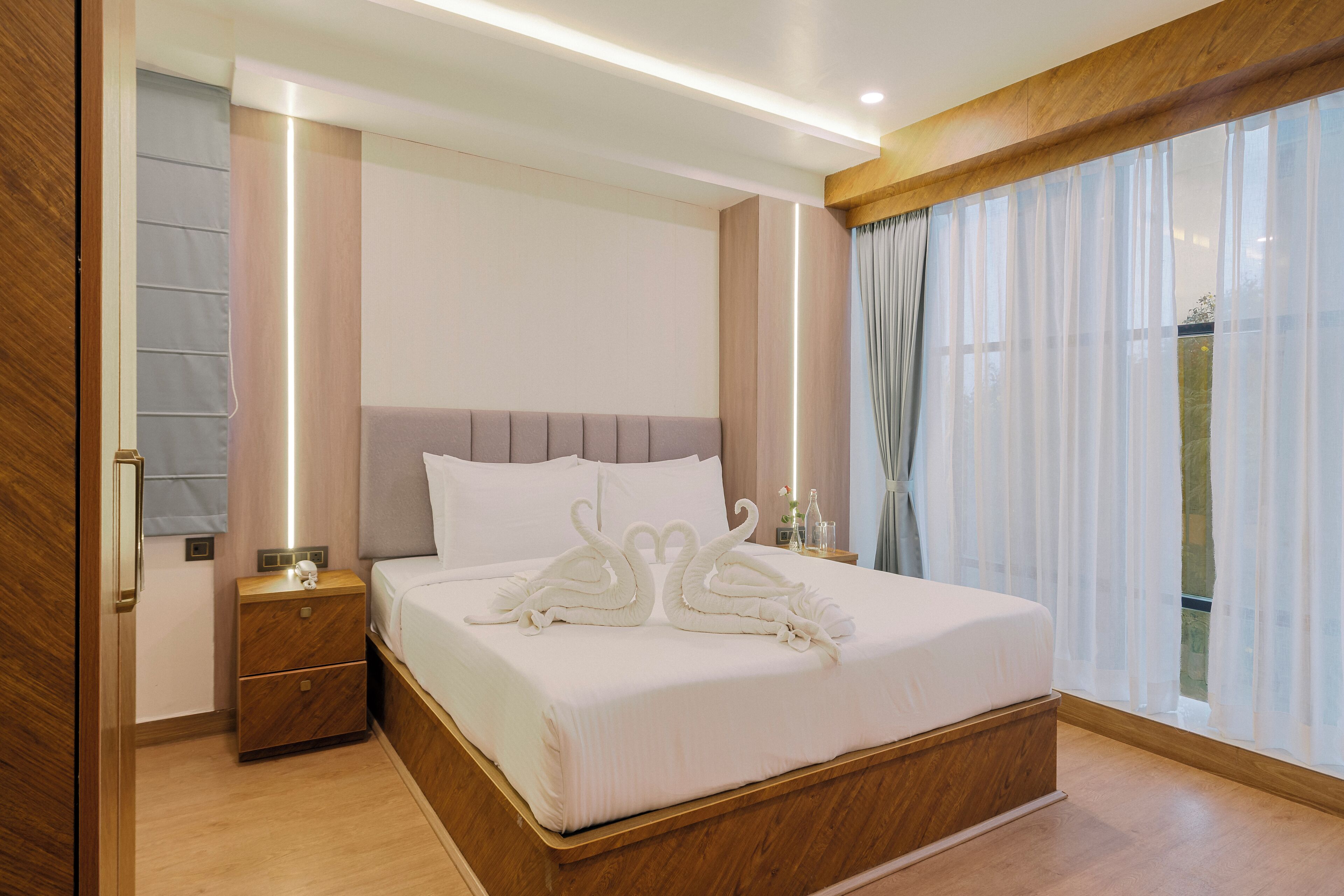 In-room safe, desk, laptop workspace, blackout drapes