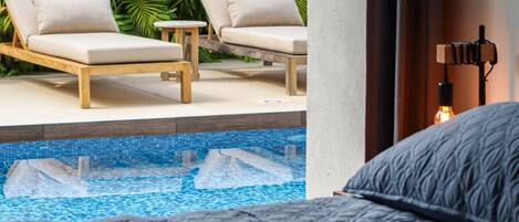 In-room safe, iron/ironing board, free WiFi