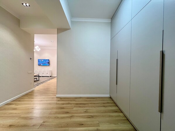 Comfort Apartment, City View | Iron/ironing board, free WiFi