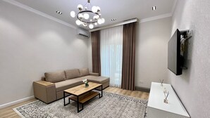 Leilighet – comfort, byutsikt | Oppholdsområde