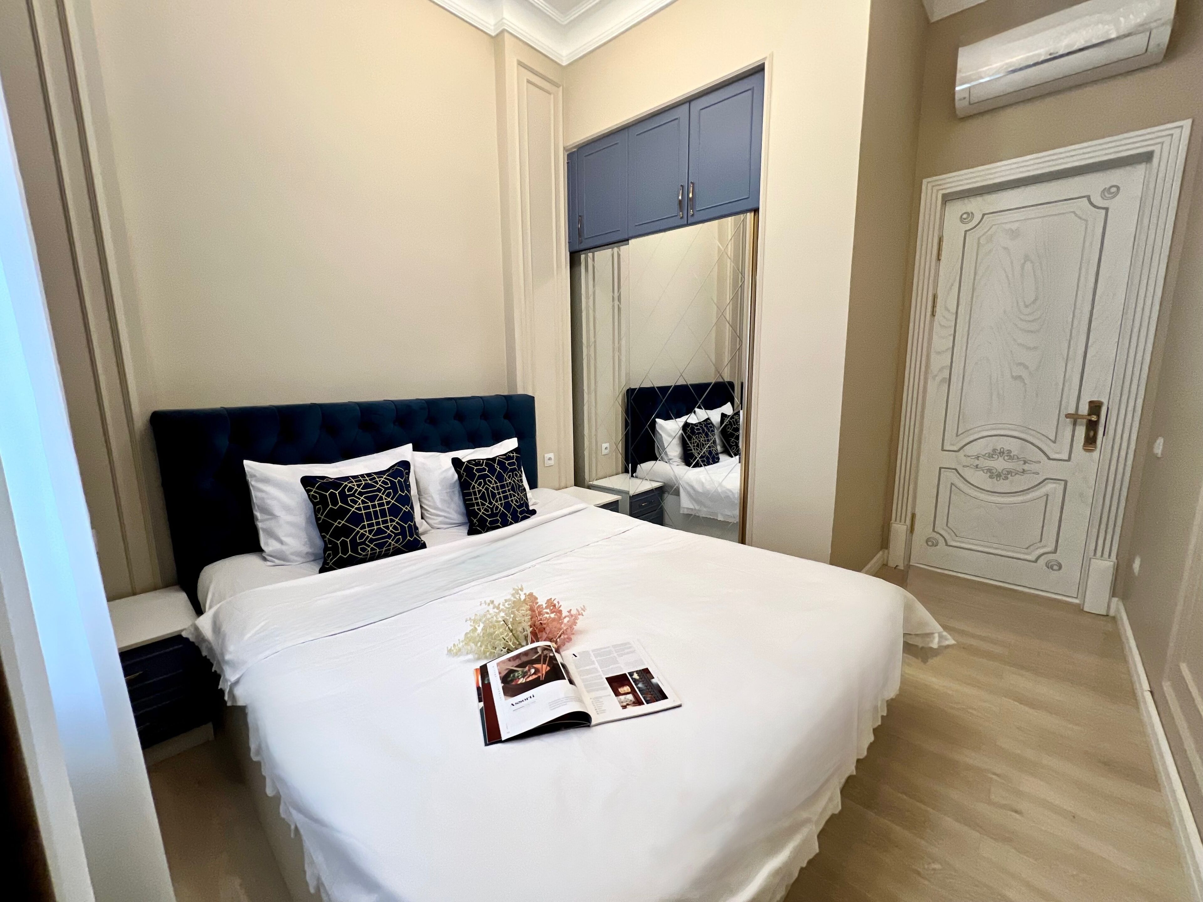 Iron/ironing board, free WiFi, wheelchair access