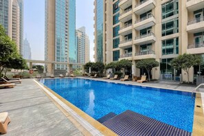 Pool - BLVD Arthouse | Pool, Gym & Private Cinema (Dubai)