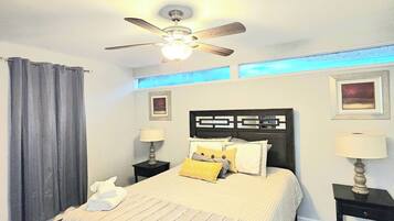 3 bedrooms, iron/ironing board, WiFi, bed sheets