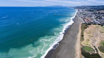Na praia