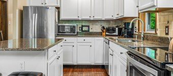 Seasonal Rental in Sunderland: A Cozy and Well-Appointed Home