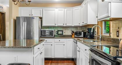 Seasonal Rental in Sunderland: A Cozy and Well-Appointed Home