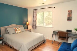 1 chambre, fer et planche à repasser, Wi-Fi gratuit, draps fournis