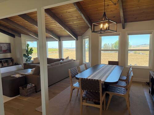 7-Acre Farm w/ Pool Nestled in Sonoma Wine Country - 4Bds + 3 Bath