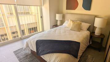 2 bedrooms, desk, iron/ironing board, free WiFi