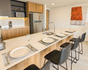 Fridge, microwave, oven, stovetop