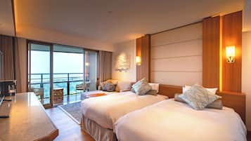 In-room safe, blackout curtains, iron/ironing board, free WiFi