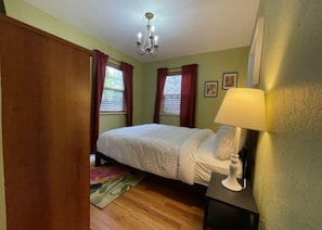 Desk, iron/ironing board, free WiFi, bed sheets