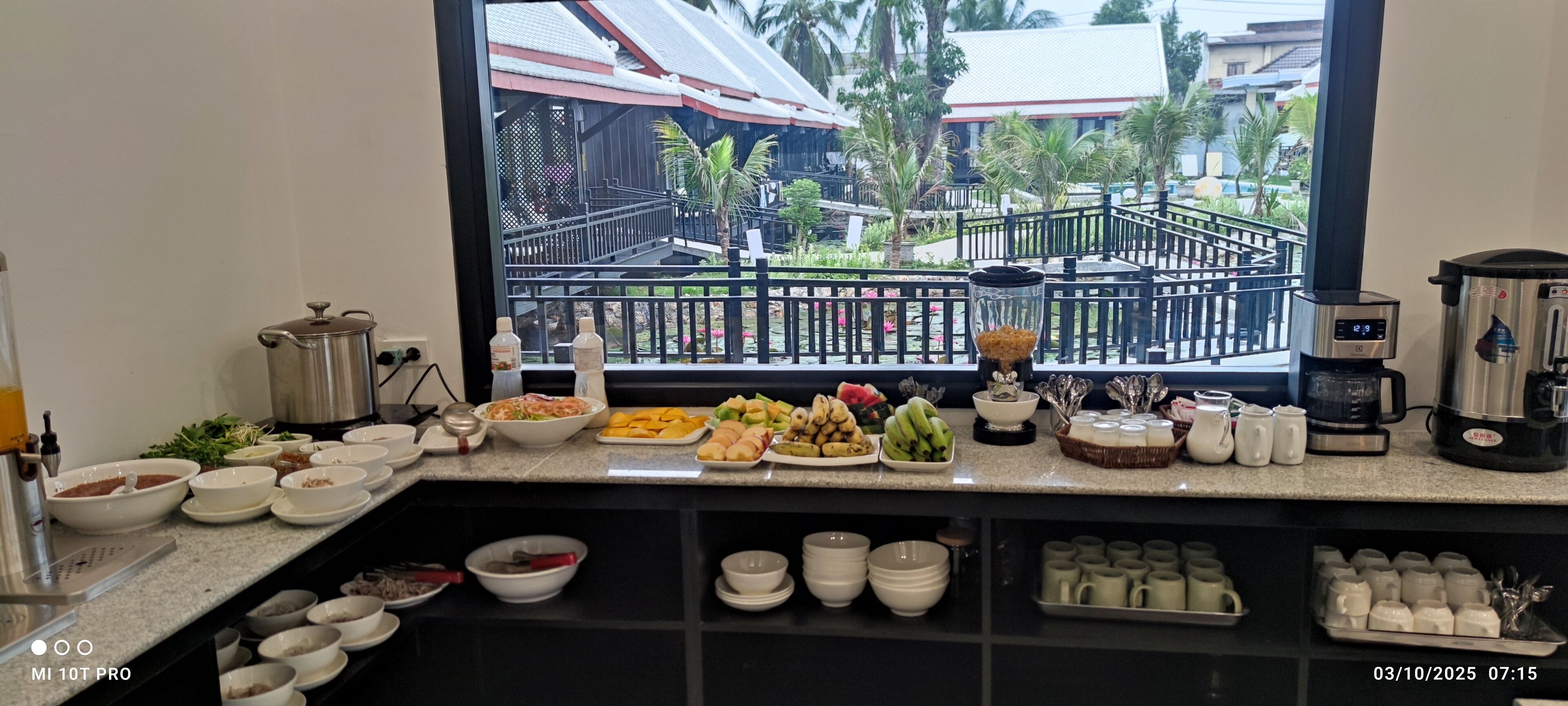 Desayuno estilo bufé