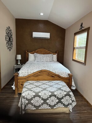 1 dormitorio y ropa de cama