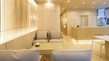 Zona de estar del vestíbulo