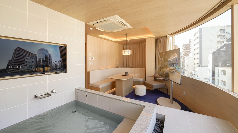 UH Suite Namba Station The Spa