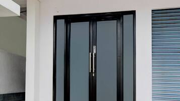 Rumah | Resepsionis