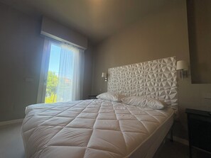 1 chambre, fer et planche à repasser, Wi-Fi, literie fournie