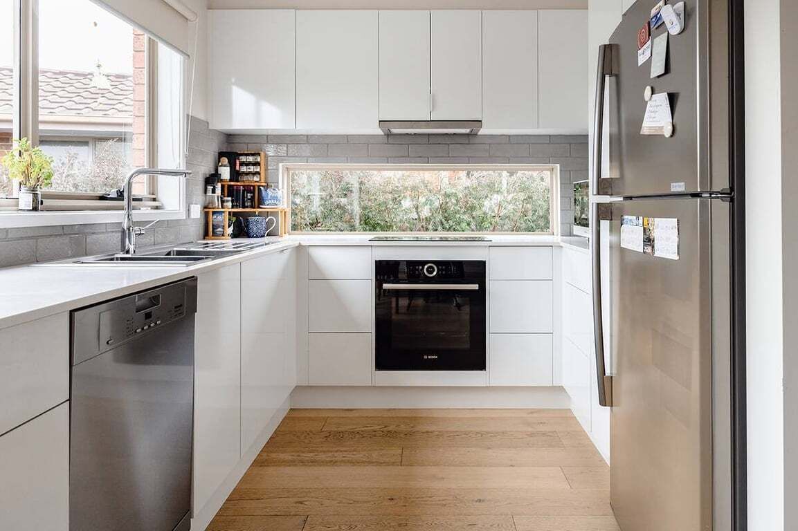 Oven, stovetop, dishwasher, electric kettle