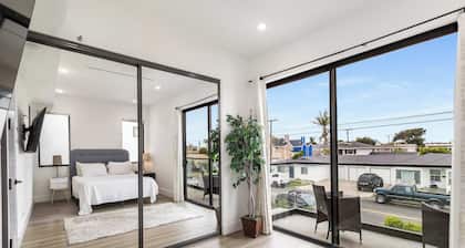 @ Marbella Lane - Luxi 4BR Haven w/ Skyscape Views