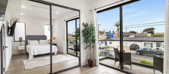 @ Marbella Lane - Luxi 4BR Haven w/ Skyscape Views